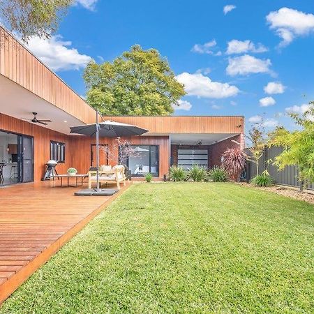 Villa Simone - Tranquil Hideaway In The Heart Of Echuca Exterior photo